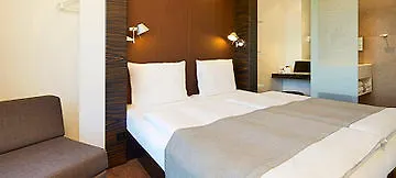 Otel City-sued 3*
