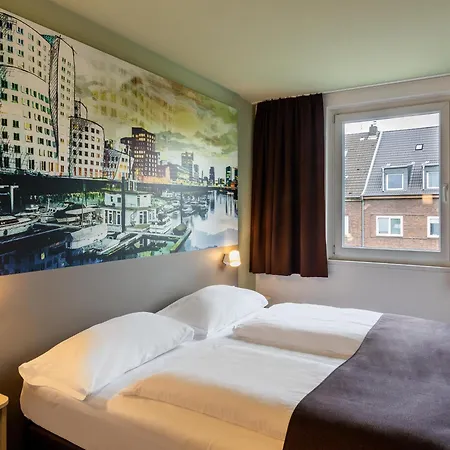Hotel City-sued