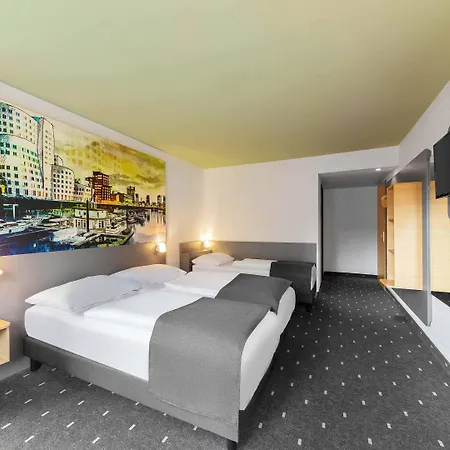 City-sued Hotel