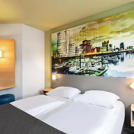 City-süd Hotel 3*